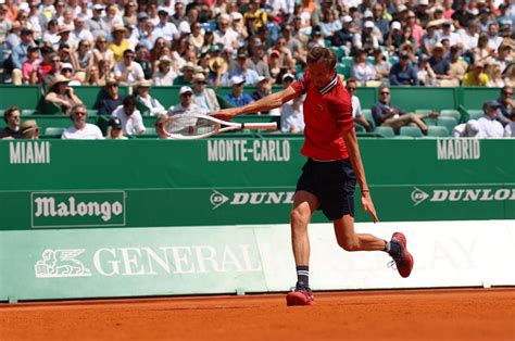 tudor perde la testa|Daniil Medvedev perde la testa e spacca la racchetta: .